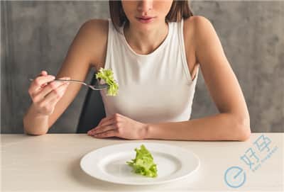 忽略晚餐、不吃碳水？减肥误区会有多可怕