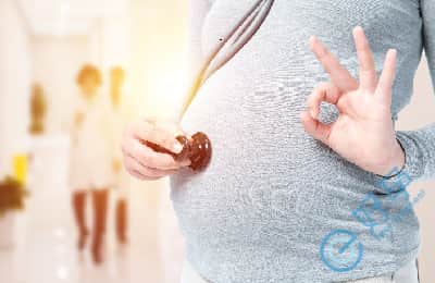 做试管婴儿，囊胚移植后侧躺会导致宫外孕吗？