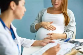 高龄女性生育风险大、成功率低，做第三代试管婴儿是优选之举吗？